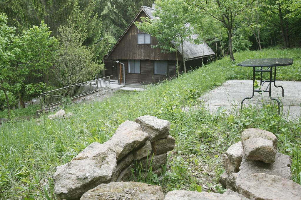 Villa Harangvirág 36 Faház Kismaros Exterior foto